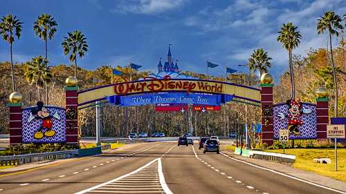 We Need to Talk About the 'Conservative Republican' Who Wrote a Whole Essay About How he Misses White Privilege Disney World We Need to Talk About the 'Conservative Republican' Who Wrote a Whole Essay About How he Misses White Privilege Disney World